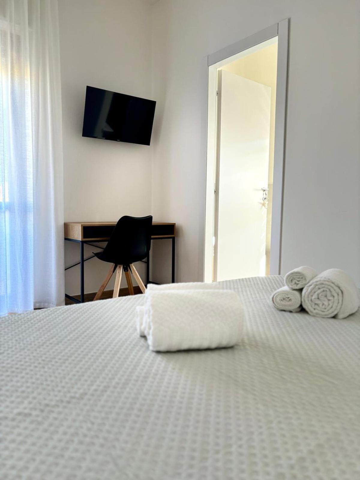 Affittacamere Levante Porto Torres Buitenkant foto